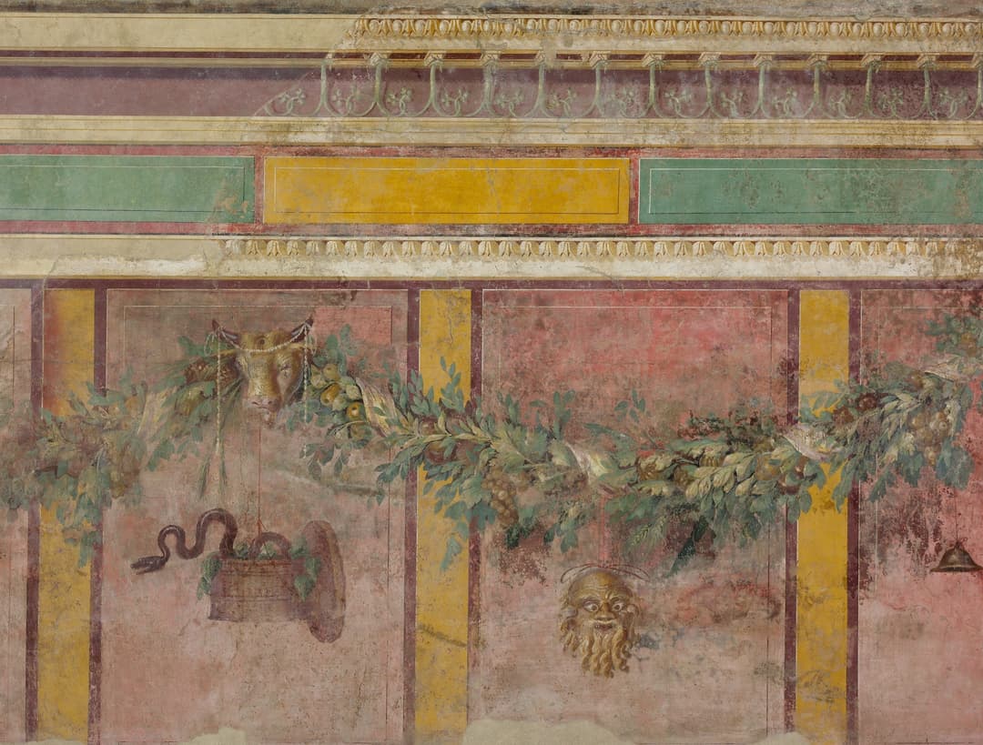 The West Wall, Room L